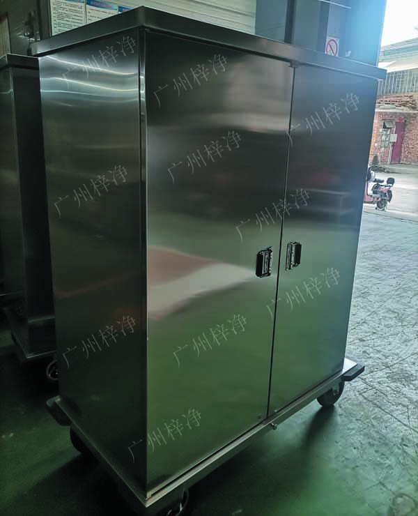 一次性物品電動轉(zhuǎn)運車采用304拉絲不銹鋼板面板厚度:≥1.2mm,表面作拉絲亞光處理。 一次性物品電動轉(zhuǎn)運車采用304拉絲不銹鋼板面板厚度:≥1.2mm,表面作拉絲亞光處理。